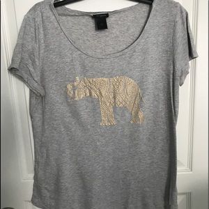 Ann Taylor women’s T-shirt